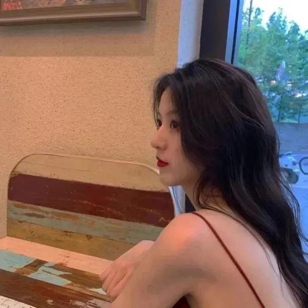 长腿女孩们